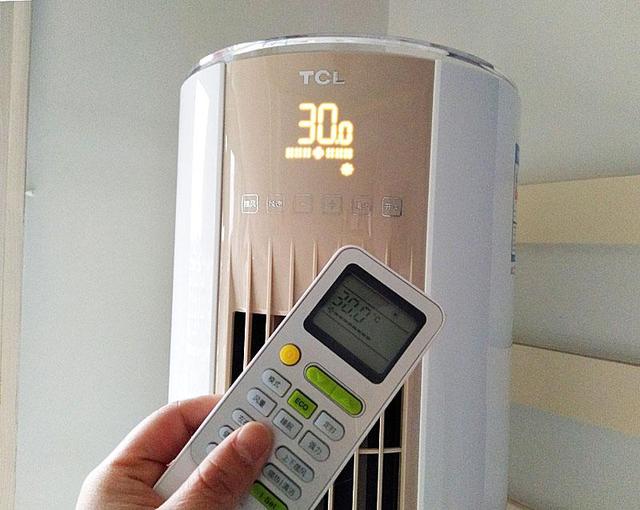 TCL空调质量评测 大3匹变频柜机制冷表现如何？